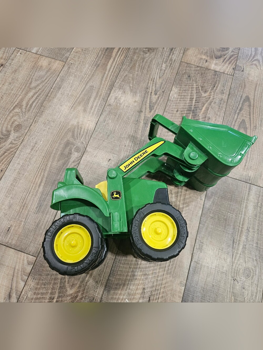 John Deere 15 Inch Big Scoop Conatruction Dozer Pusher Bucket Green Plastic Toy